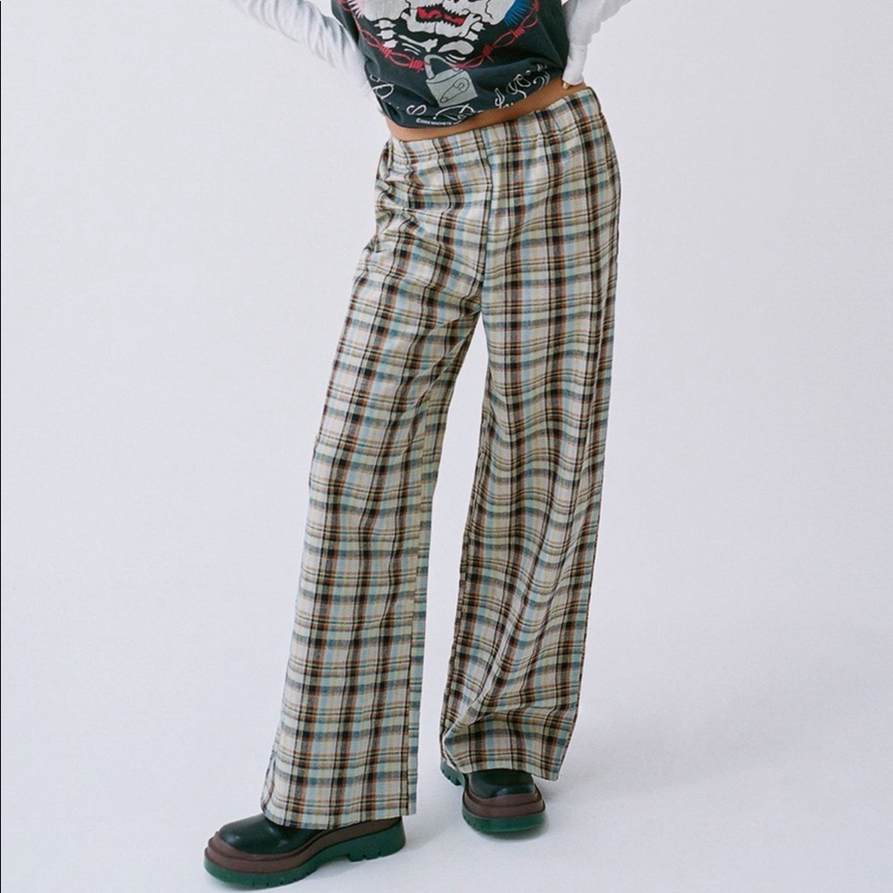NWT Urban Renewal Plaid Pants